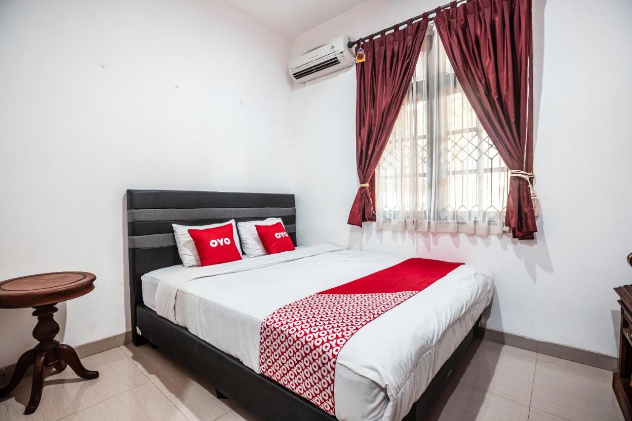 Oyo 1990 Kost Kuningan Executive Boading House Setiabudi Джакарта Екстер'єр фото