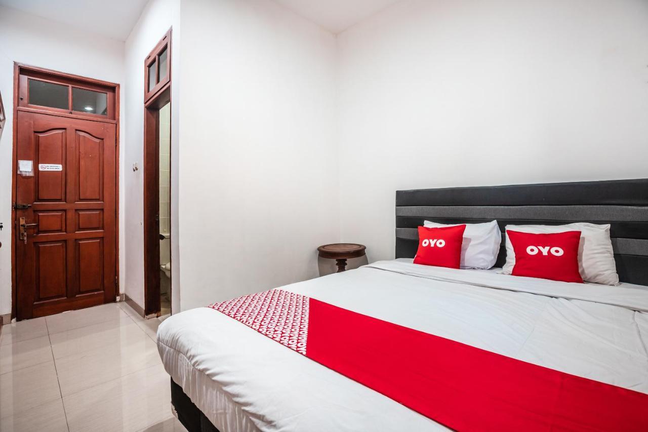Oyo 1990 Kost Kuningan Executive Boading House Setiabudi Джакарта Екстер'єр фото