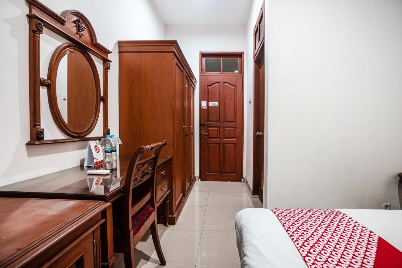 Oyo 1990 Kost Kuningan Executive Boading House Setiabudi Джакарта Екстер'єр фото