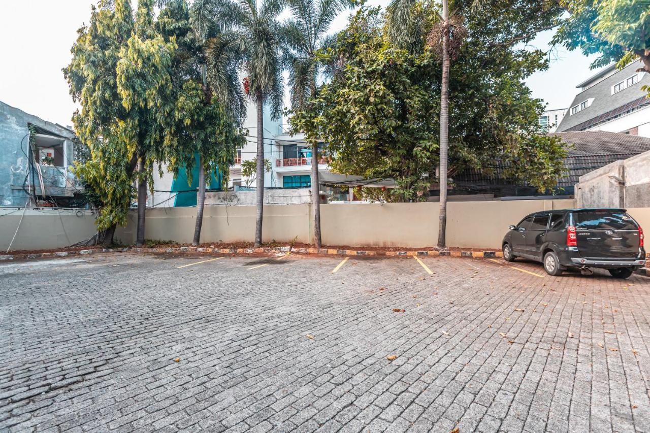 Oyo 1990 Kost Kuningan Executive Boading House Setiabudi Джакарта Екстер'єр фото