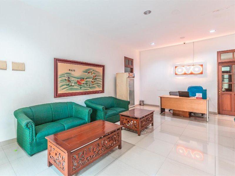 Oyo 1990 Kost Kuningan Executive Boading House Setiabudi Джакарта Екстер'єр фото