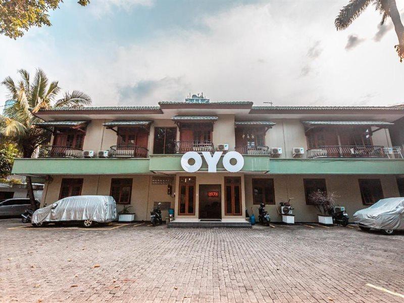 Oyo 1990 Kost Kuningan Executive Boading House Setiabudi Джакарта Екстер'єр фото