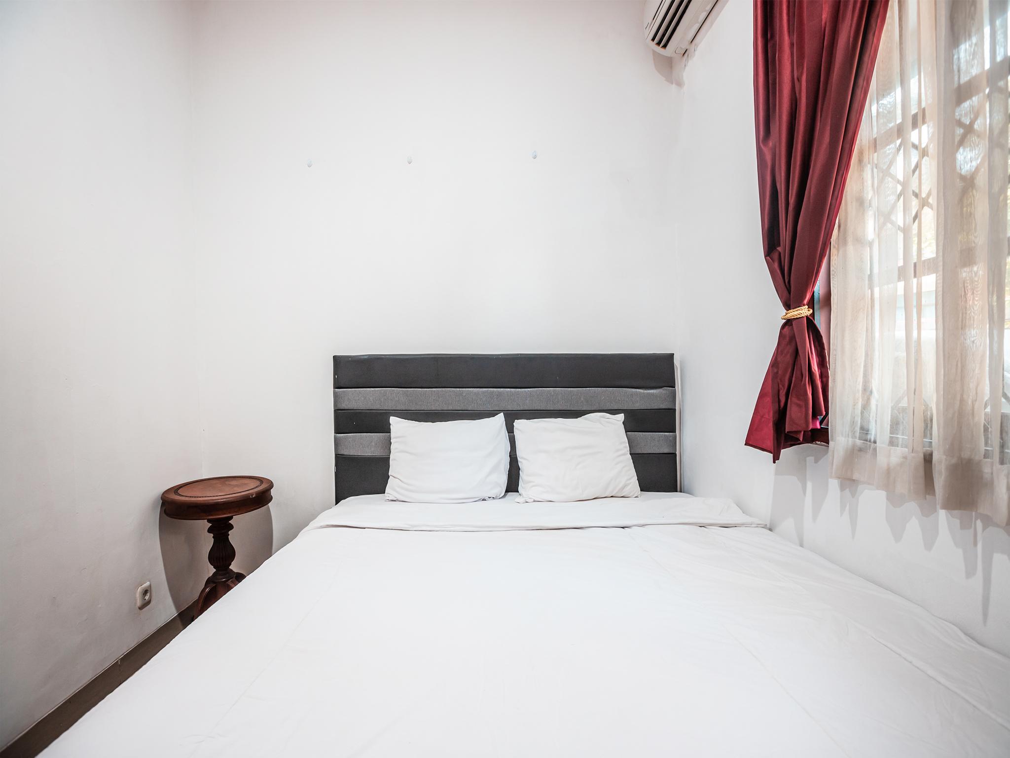 Oyo 1990 Kost Kuningan Executive Boading House Setiabudi Джакарта Екстер'єр фото